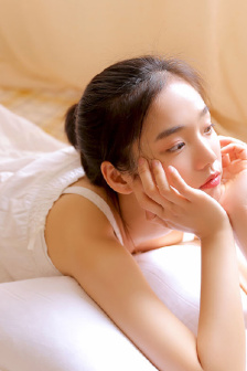 饱满的水蜜桃2